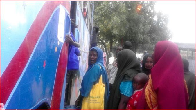 HUNDREDS OF SOMALI REFUGEES BUS OUT OF KENYA’S DADAAB REFUGEE CAMPS